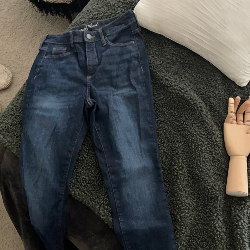 HIGH RISE SKINNY JEANS